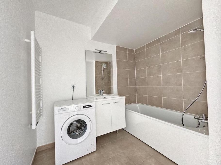 Charme Citadin Apartment Villemomble Ngoại thất bức ảnh