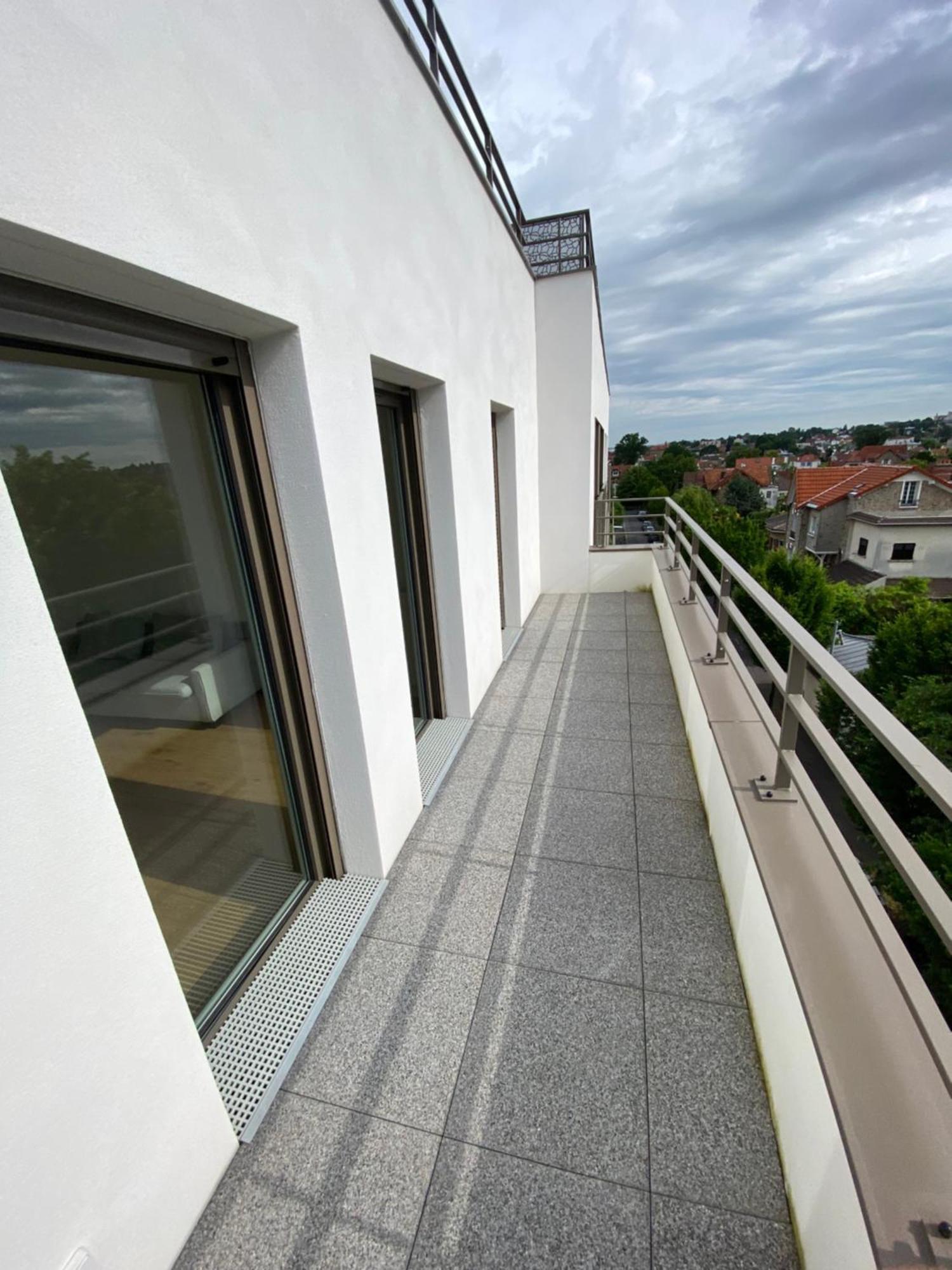 Charme Citadin Apartment Villemomble Ngoại thất bức ảnh