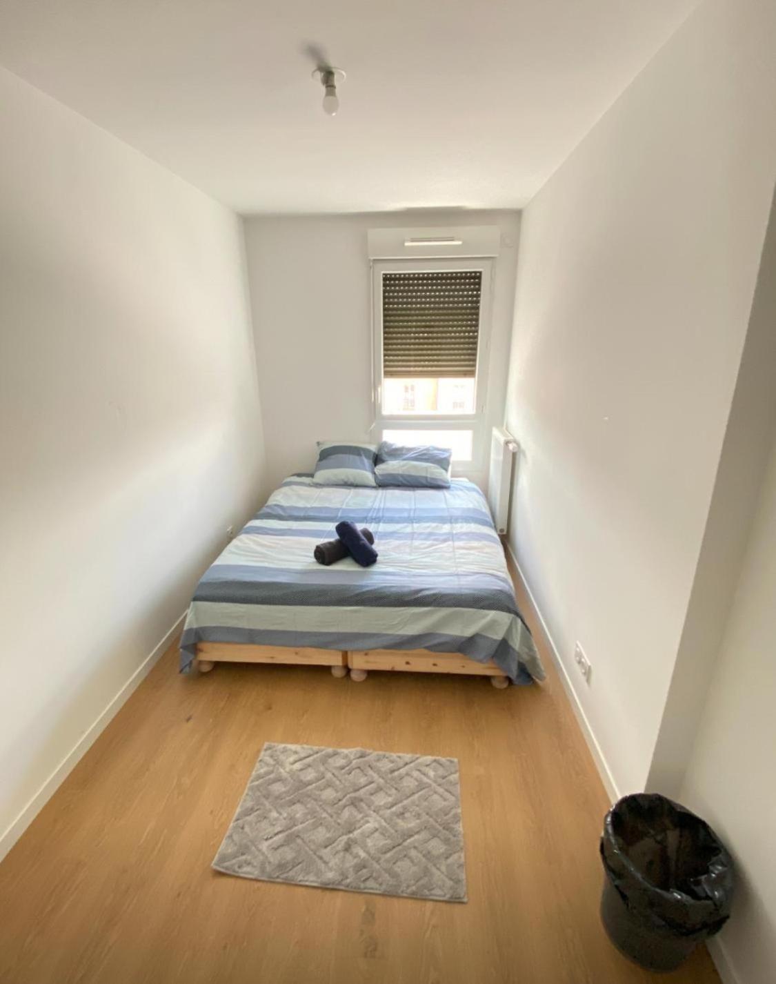 Charme Citadin Apartment Villemomble Ngoại thất bức ảnh